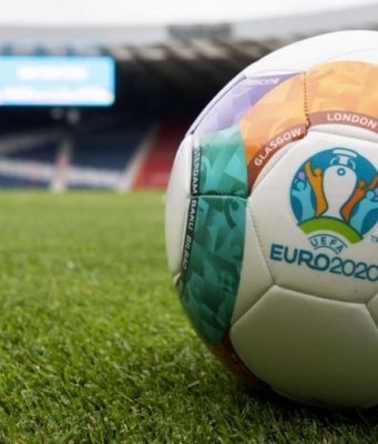 Чемпионат Европы по футболу: кто вышел в полуфинал, когда состоятся матчи?