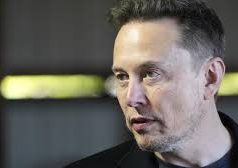 Илон Маск представил беспилотное «роботакси» Tesla: производство стартует в 2026 году