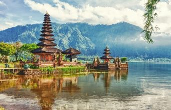 Индонезийское государство создает тысячи кухонь, которые будут обеспечивать бесплатным питанием миллионы людей.