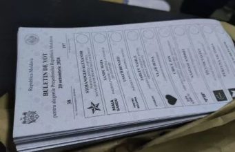 Для референдума и президентских выборов в Молдове напечатают 5,6 млн бюллетеней, стоимость которых составит почти 4,2 млн леев.