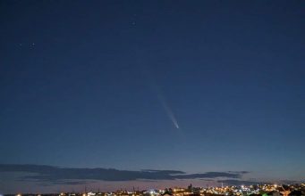 Жители Молдовы делятся фото кометы C/2023 A3