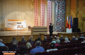 Василий Тарлев в беседе с избирателями в Сороках: Если я стану президентом, то газ, электричество, коммунальные услуги в Молдове будут дешевле, как минимум, на 50 процентов