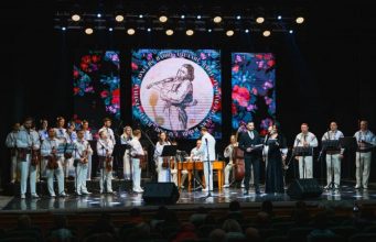 В четверг, 7 ноября, в бельцком Муниципальном Дворце культуры пройдет второй фестиваль-конкурс народной музыки «Барбу Лэутару».