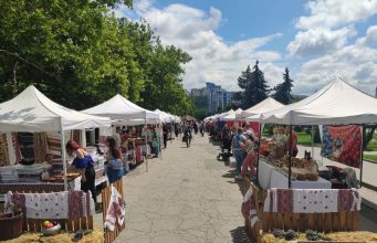 В Кишиневе проходят ярмарки, на которых можно купить продукты местного производства.
