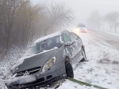 В Молдове несколько водителей попали в аварию в четверг утром из-за неблагоприятных погодных условий