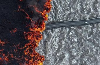 В Исландии вулкан Сундхнукур извергается седьмой раз за год