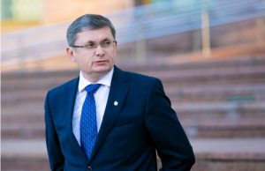 Спикер парламента Молдовы заверил протестующих представителей области образования, что власти будут искать решения