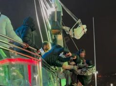 В Британии рухнул аттракцион с посетителями