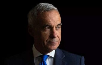 Кэлин Джорджеску, прошедший во второй тур выборов президента Румынии, подал жалобу в Европейский суд по правам человека (ЕСПЧ) в связи с отменой результатов голосования.