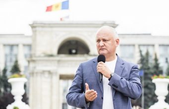 Игорь Додон: В этом году молдавский народ избавится от этой никчёмной власти