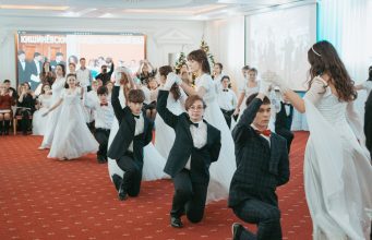 В Кишиневе 12 января прошел традиционный Кишиневский рождественский бал.