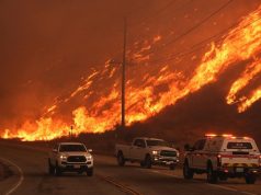 В США начался новый пожар в округе Лос-Анджелес, в Калифорнии.