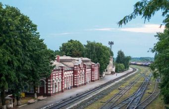 В Окнице жд станция рискует остаться с единственным сотрудником.