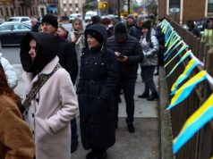 США приостановили прием иммигрантов, включая украинцев