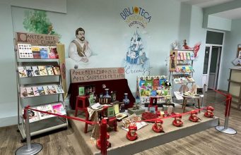 В национальной детской библиотеке имени Иона Крянгэ стартовали мероприятия, посвященные Китайскому Новому году — году Деревянной Змеи. В честь этого события организована книжная выставка о Китае, а также экспозиция изделий ручной работы и традиционных китайских сувениров.