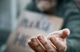 Попрошайки из Молдовы зарабатывали в Румынии до 2000 евро в день