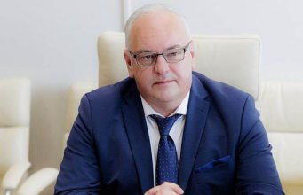 Послом Украины в Молдове назначен Паун Роговей.