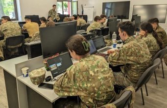 В румынских военных лицеях будут изучать русский язык