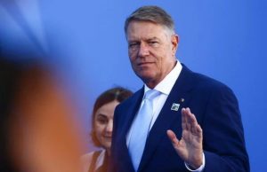 Клаус Йоханнис объявил об уходе с поста президента Румынии