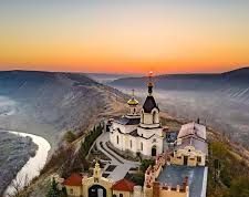 НБС: в прошлом году Молдова приняла в 2 раза больше иностранных туристов, чем в 2023