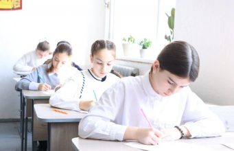 Победителей олимпиады по гагаузскому языку наградят денежными призами