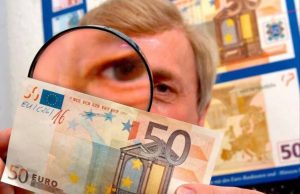 Внимание владельцам евро в Молдове: новая волна фальшивых банкнот!