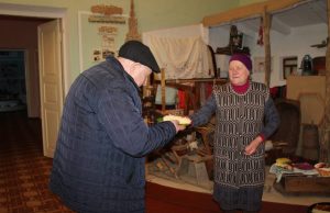 В гагаузском музее села Бешалма прошли съёмки, где снимали фрагменты обычаев и обрядов гагаузов, которые были в традициях народа в день Прощённого Воскресения.