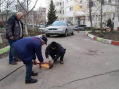 Парковочные места в Кишинёве освобождают от незаконно установленных препятствий Незаконные устройства мешают как водителям, так и пешеходам, поэтому работы по восстановлению порядка продолжаются. В мэрии напоминают, что общественное пространство принадлежит всем и призывают соблюдать правила его использования.