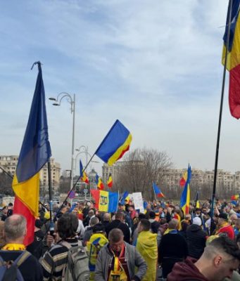 В Конституционном суде Румынии рассматривают контестацию Кэлина Джорджеску, который оспорил отказ ЦИК регистрировать его кандидатуру