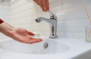 Сотни жителей Кишинева останутся без воды на месяц из-за плановых работ