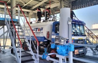 Дизель для ЖДМ: 250 тонн топлива из резерва спасают перевозки