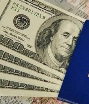 «Подарки» в паспортах: Пограничная полиция Молдовы пресекла две попытки подкупа