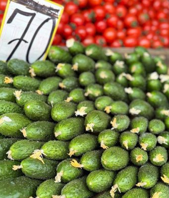 На Центральном рынке Кишинёва появились первые молдавские овощи