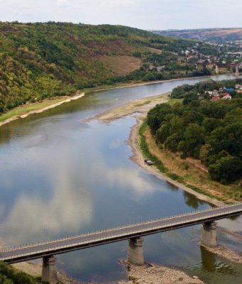 Днестр встретил апрель с рекордно низким уровнем воды