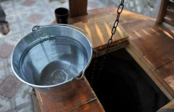 Вода из более чем 70% колодцев в Молдове признана небезопасной