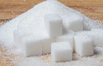 Рынок сахара в Молдове в дисбалансе: высокие цены и нехватка сырья угрожают экономике