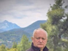 Пятый президент Молдовы Игорь Додон находится на Святом Афоне.