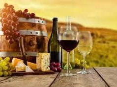 С 2 мая деньги начнут поступать напрямую на социальные или банковские карты бенефициаров. Тем, кто не имеет активных карт, средства можно будет получить в почтовых отделениях.