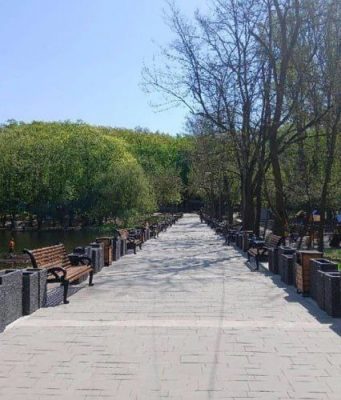 Кишинев готовиться к праздникам: новые элементы благоустройства в Рышкановском лесопарке