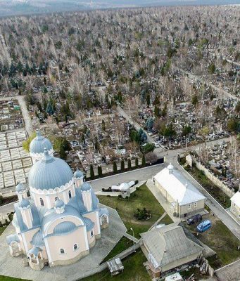 ”Дойна” — не самое большое кладбище в Европе