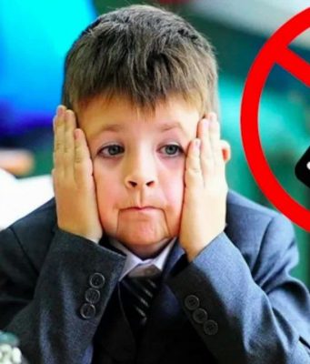 В школах Молдовы внедрили правила использования мобильных телефонов