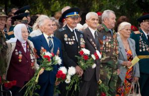 Ветераны Молдовы получили 30 тысяч леев к 80-летию Победы