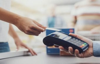 В Молдове сельские магазины станут пунктами выдачи наличных с банковских карт