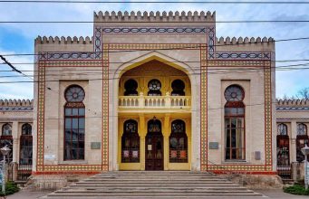 В Кишинёве открылась фотовыставка Виктора Максиана, вдохновлённая архивом Захарии Кушнира