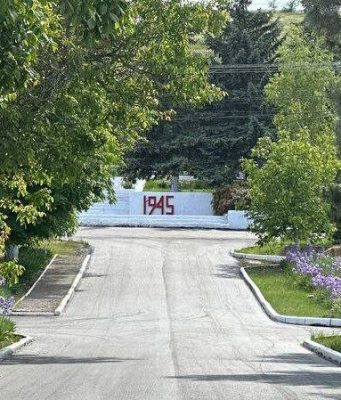 В Басарабяске отремонтировали дорогу к мемориалу и экстренным службам