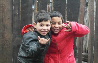 В Сороках только 17,5% детей ромов обучаются в школах: обсуждаются меры по сокращению образовательного неравенства