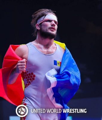 Греко-римский борец из Молдовы Александрин Гуцу (77 кг) выиграл международный турнир имени Бенура Пашаяна в Ереване. На пьедестал также поднялись молдаване Корнелиу Русу (63 кг) и Михаил Браду (82 кг), которые получили бронзовые медали.