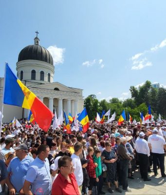 Партия социалистов на Марше семьи в Кишиневе