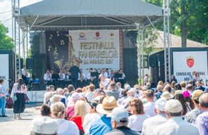 Фестиваль духовых оркестров прошёл в усадьбе Манук-бея в Хынчештах