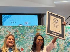 Молдавская художница установила рекорд Гиннеса, нарисовав самую большую картину на воде